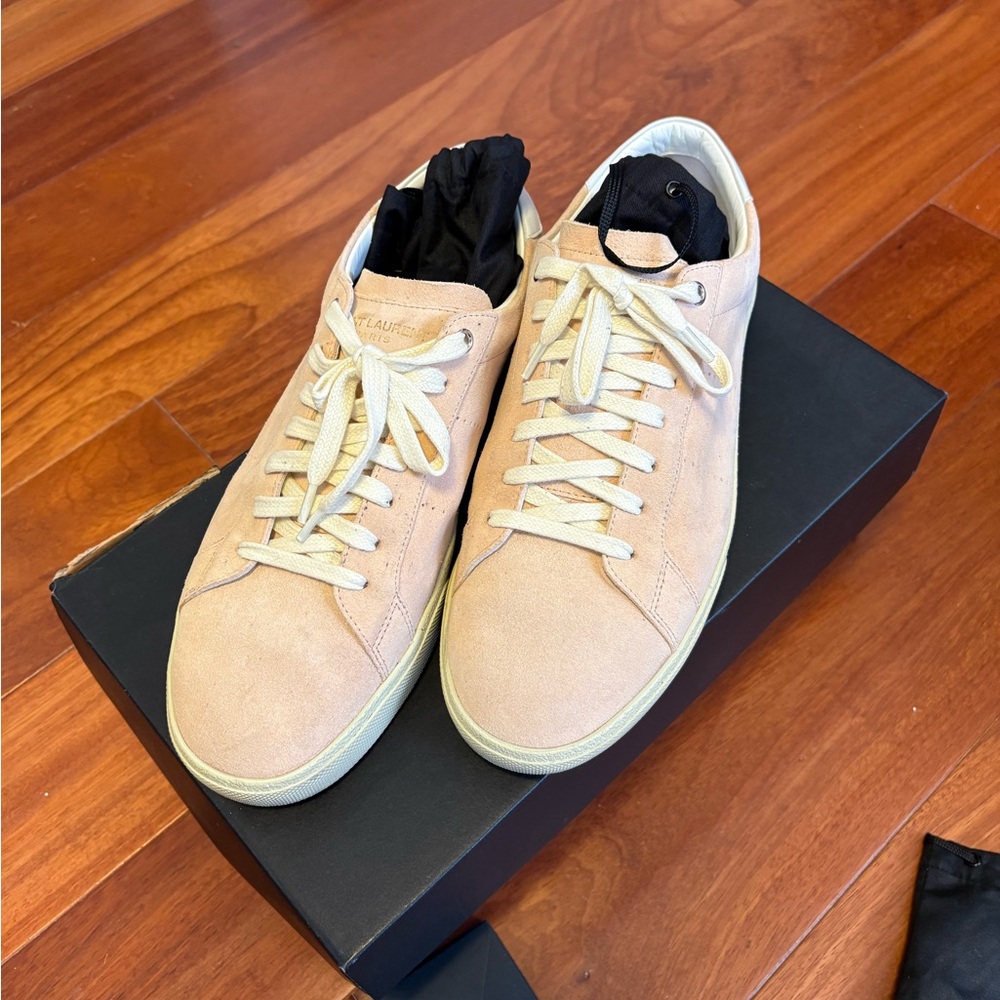 Saint Laurent SL06 low top sneakers